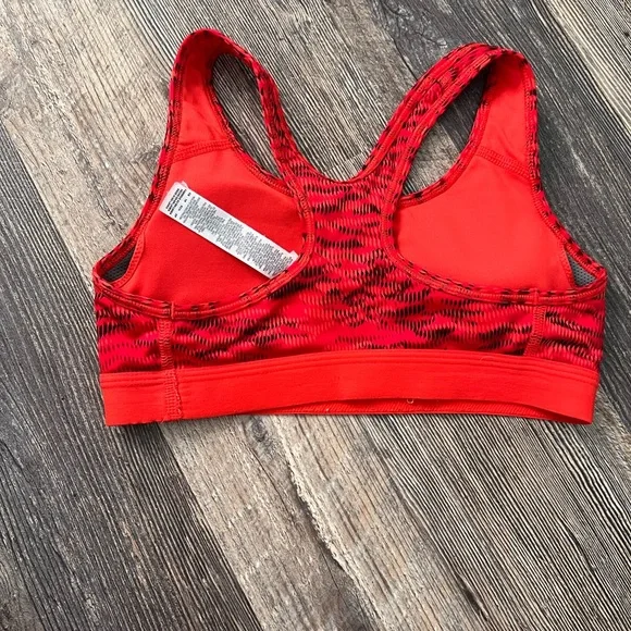 Nike Sports Bra - Picture 2 of 2